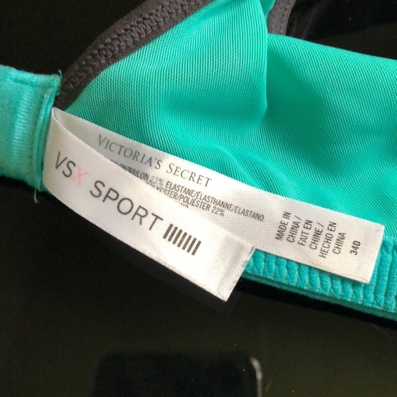 *(Bundle 3) Victoria secret Sports Bra - Picture 4 of 8